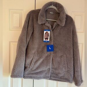 Women’s Purple 32* Heat Jacket. Size L. 2 Outside/Inside Pockets. New with Tags.